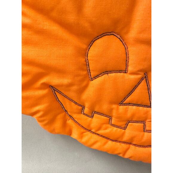 Vintage Halloween orange with polka dots Jack-o'-lantern quilted wall hanging - Picture 5 of 16